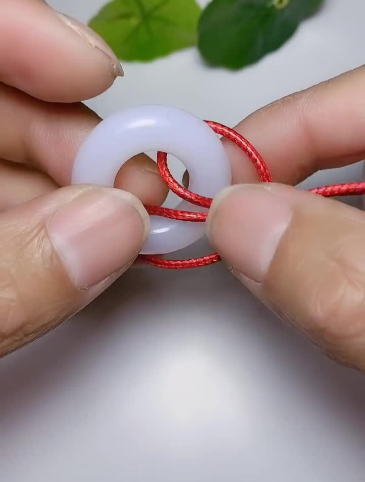 面包圈快速绑法,一看就能学会