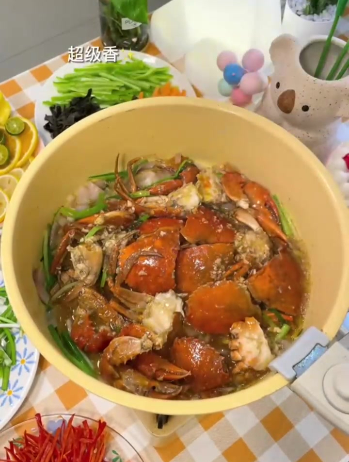 今天爸爸妈妈过来厦门,亲手为他们做了12道家常菜