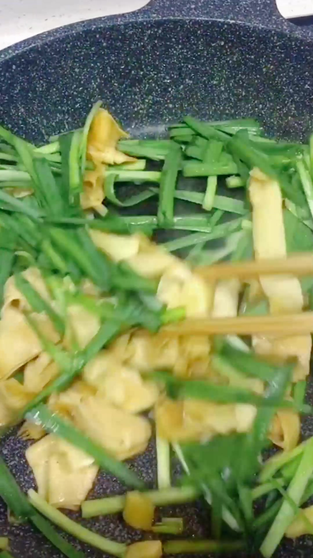 鸡肉粥你会做吗?看着就有食欲
