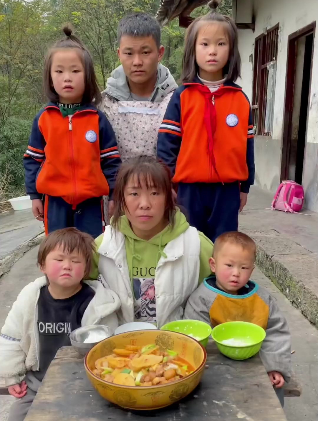天麻炖排骨,今天给你们分享天麻炖肉个尔吃