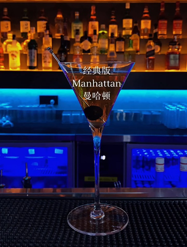 经典鸡尾酒曼哈顿:号称鸡尾酒“皇后”快来了解一下制作过程吧