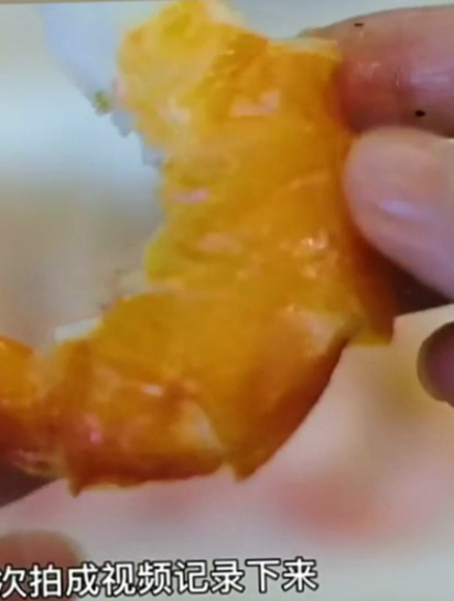 做一道美味“盐焗大虾”,这样做的虾肉非常鲜嫩