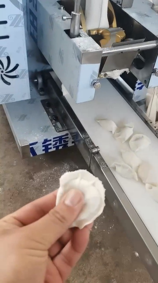 小型家用饺子机操作视频介绍