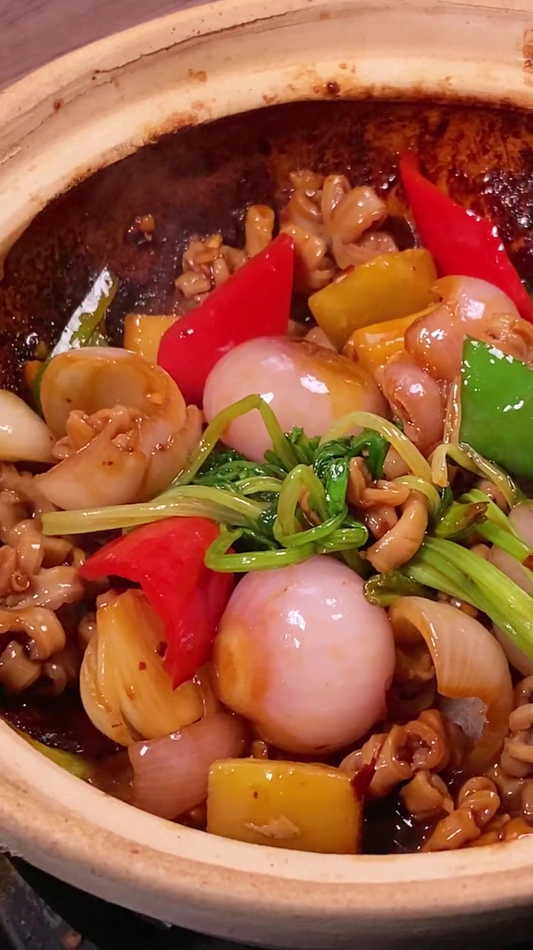 经典特色菜啫啫生肠煲,试过都说好吃