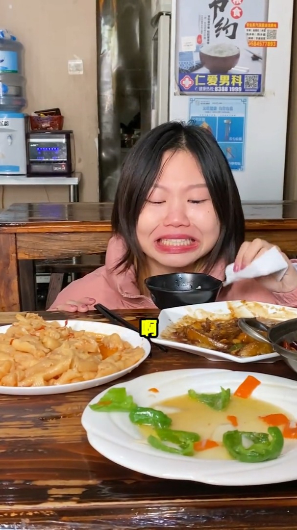 无骨鸡爪,酸辣爽口,好吃到哭!