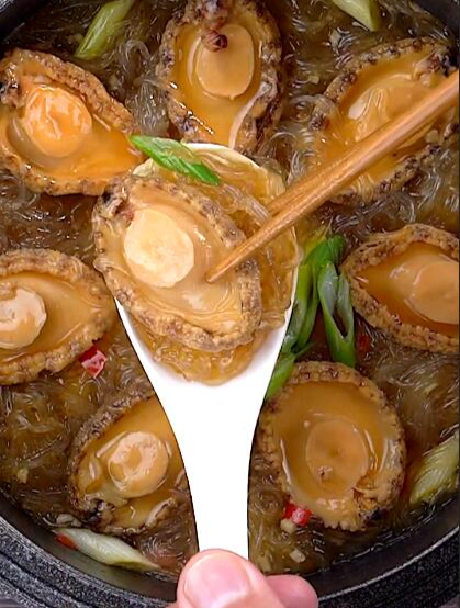 简单一罐鲍鱼罐头,做出千元大菜!