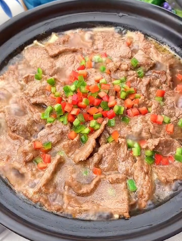 金针菇牛肉煲做法,美食教程