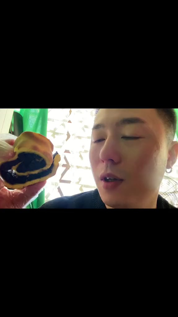 仙豆糕的鼻祖就在这,黑芝麻虎皮卷才是yyds