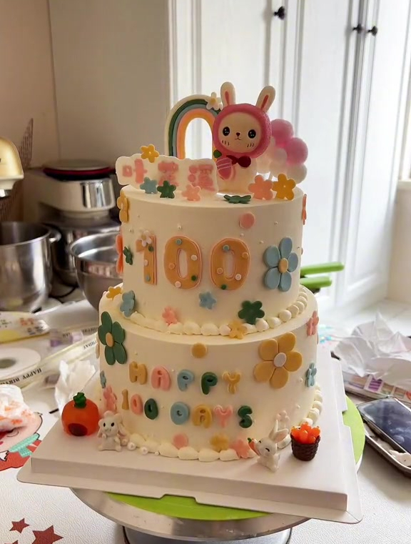 详细的双层蛋糕打桩方法 双层蛋糕 蛋糕 女孩蛋糕