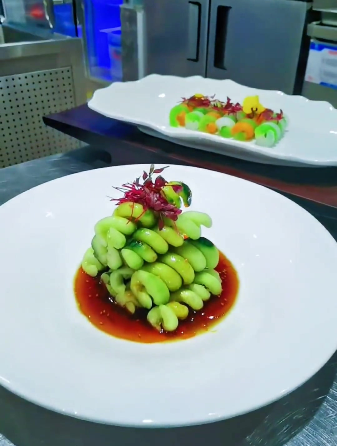 果蔬麻花螺旋黄瓜!让你的餐桌摆盘更有魅力!