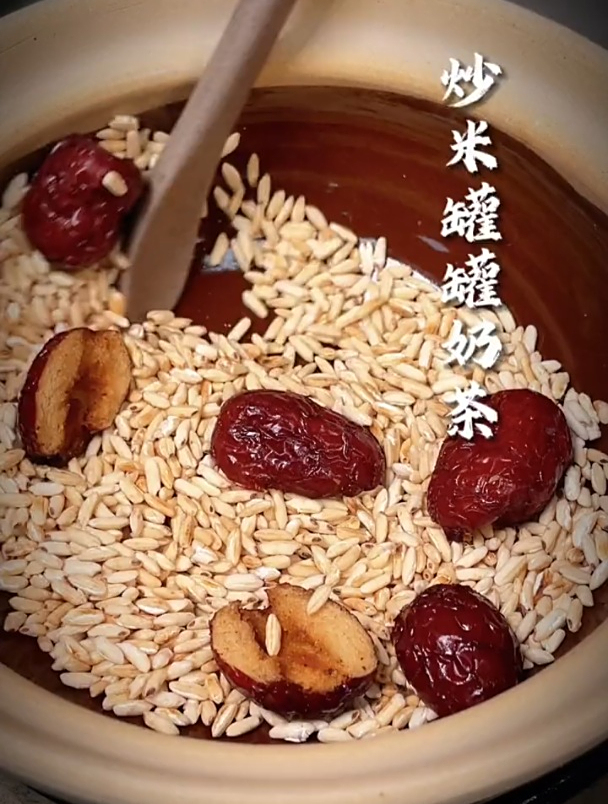 想喝奶茶?在家里也可以做冬天的第一杯奶茶