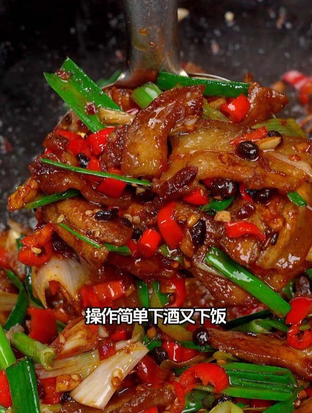 在湖南炒回锅肉可能和你们那里不一样