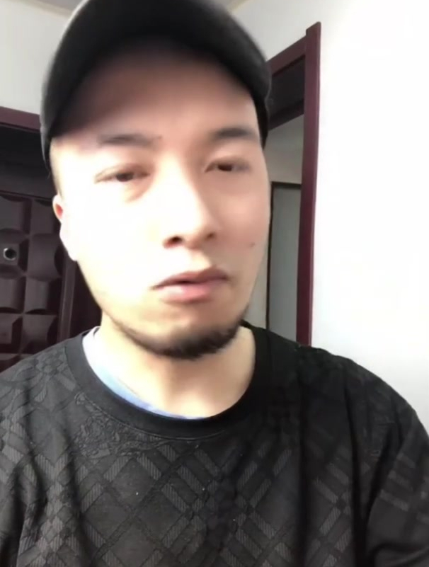 蛋白素肉泡发或卤制后进行油炸或烘烤脱水处理在进行调味