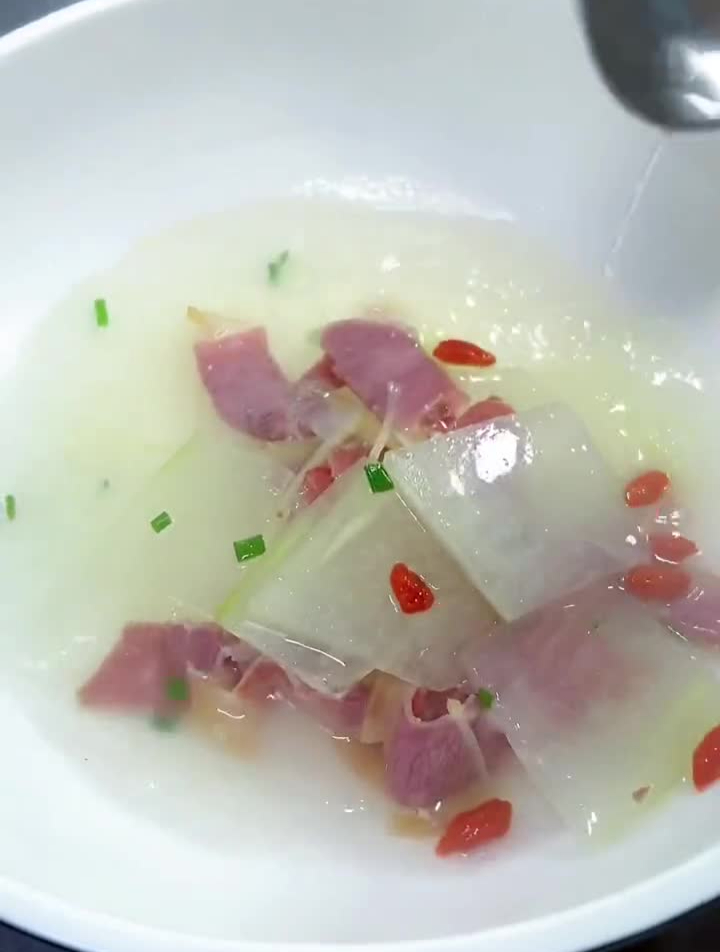 夏天我很爱做这个火腿冬瓜汤,全家老小都喜欢