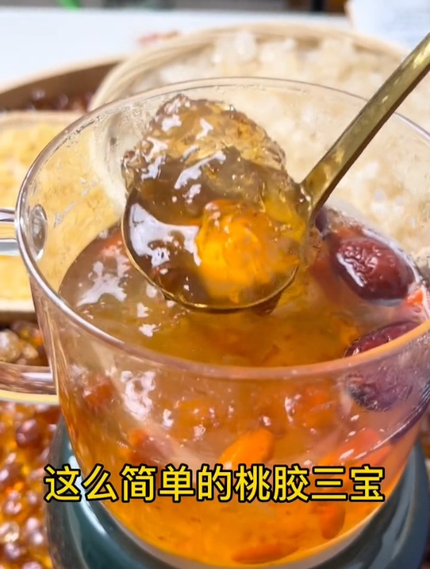 桃胶皂角米雪燕的详细炖煮方法来咯,还不会做的朋友们参考一下吧