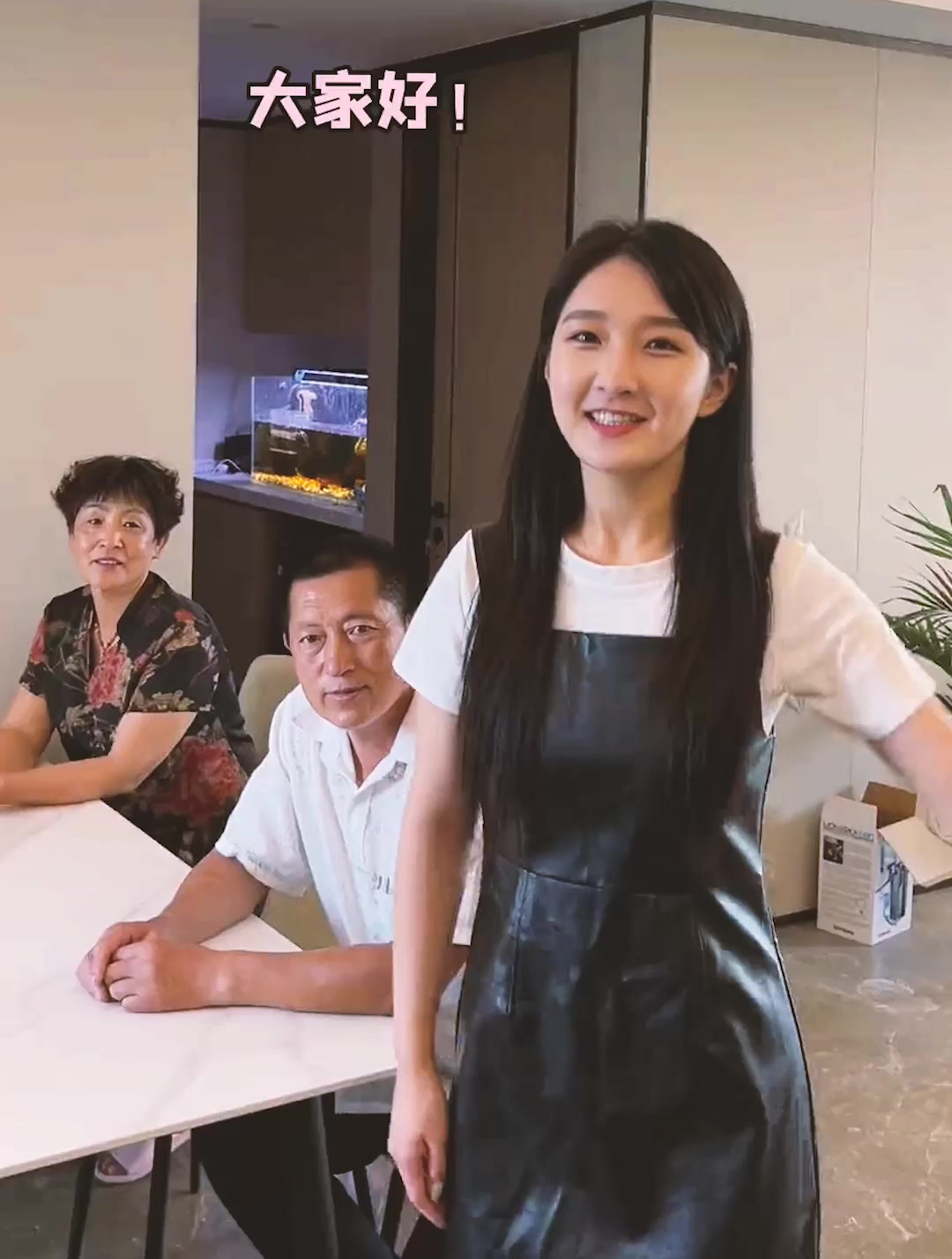 ins风西餐里当然少不了王哥庄大馒头