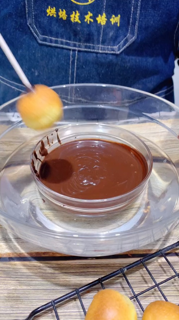 孩子们最爱的棒棒糖,用蛋糕做怎么样