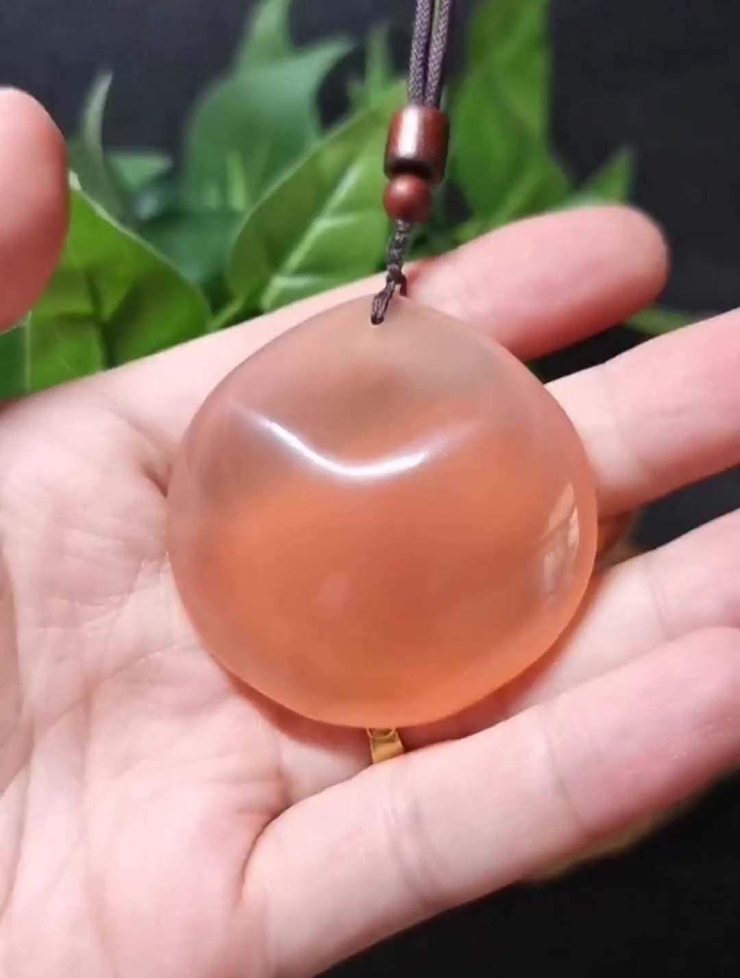 大家能猜到这么大的一块青鱼石是多大的鱼里取出来的吗