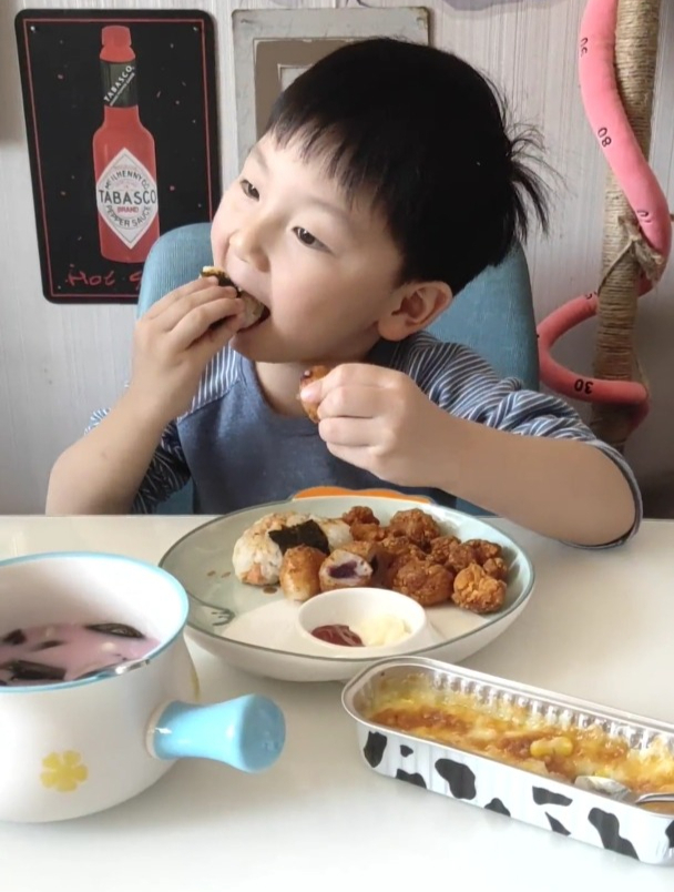 我的厨房日记 无敌娃娃套