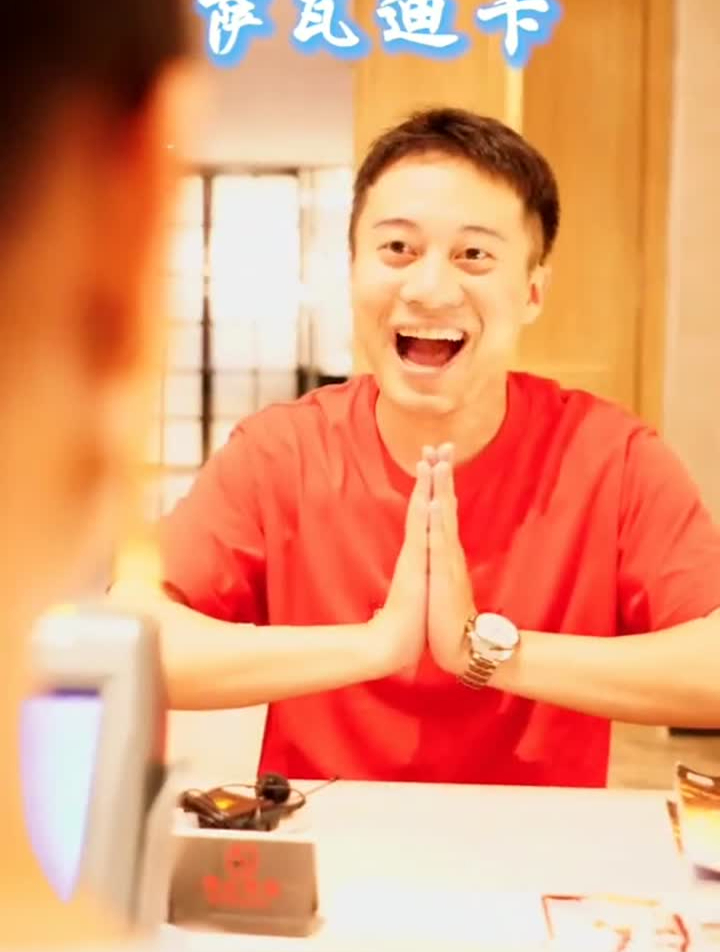 海南也能吃到这么正宗的泰国咖喱蟹,你想带谁去吃呢?