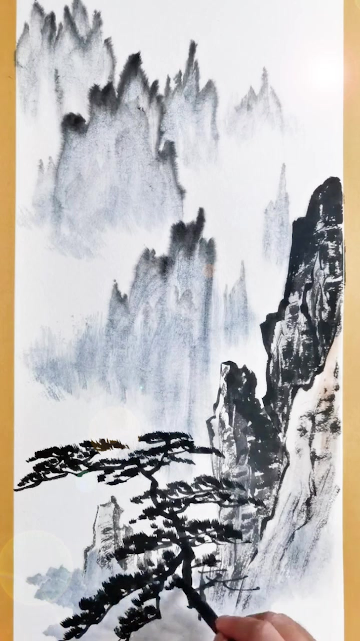 山水画就是玩笔墨功夫,多练习也就简单了教程