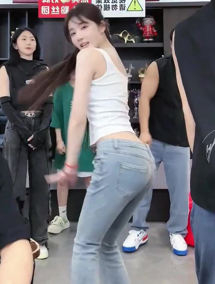 乔妹加特林电臀舞回顾,太辣了吧我滴天