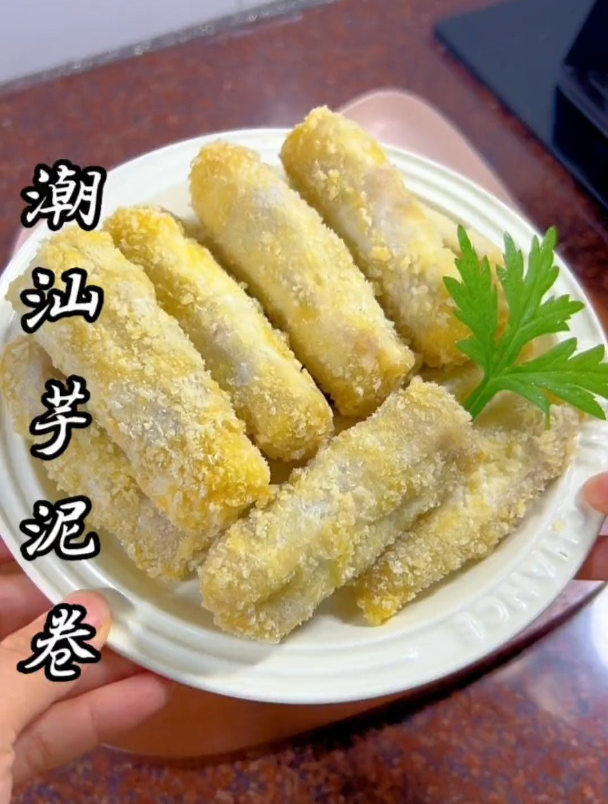 潮汕芋泥卷,平时喜欢吃芋泥的.一定要去试试.真的巨巨巨好吃!