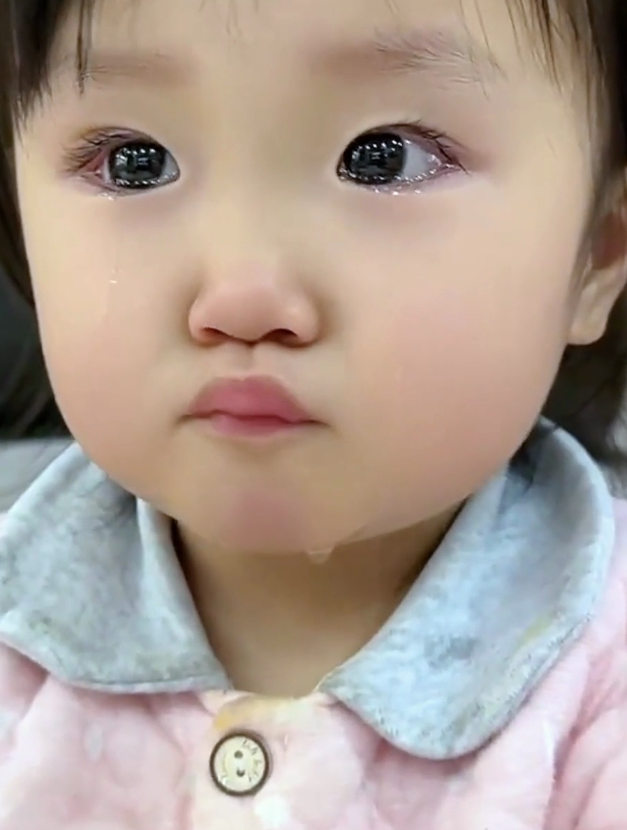 萌娃看《猫和老鼠》片段,“小鸭子与汤姆告别”感动落泪