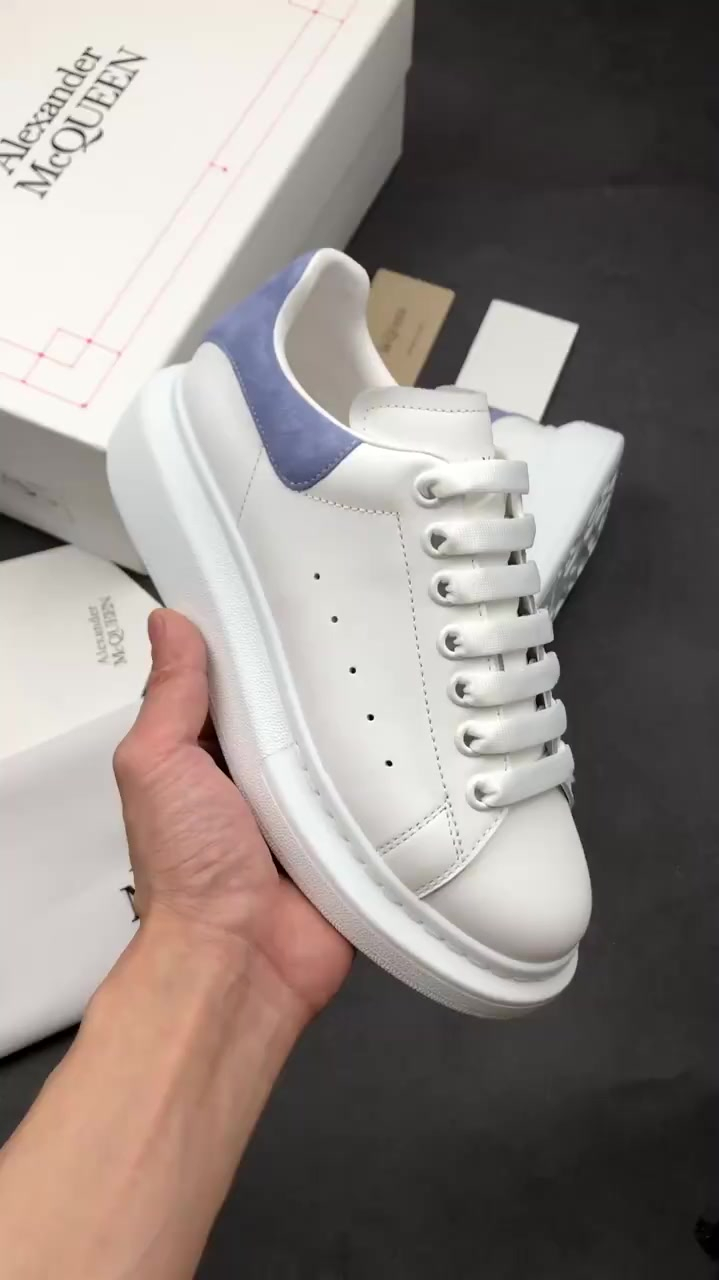 亚历山大麦昆松糕鞋