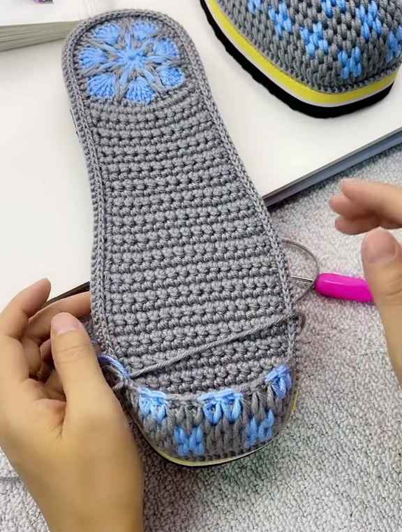 钩拖鞋技巧，方法，都在这个视频里，想要学习的家人一定要看哟