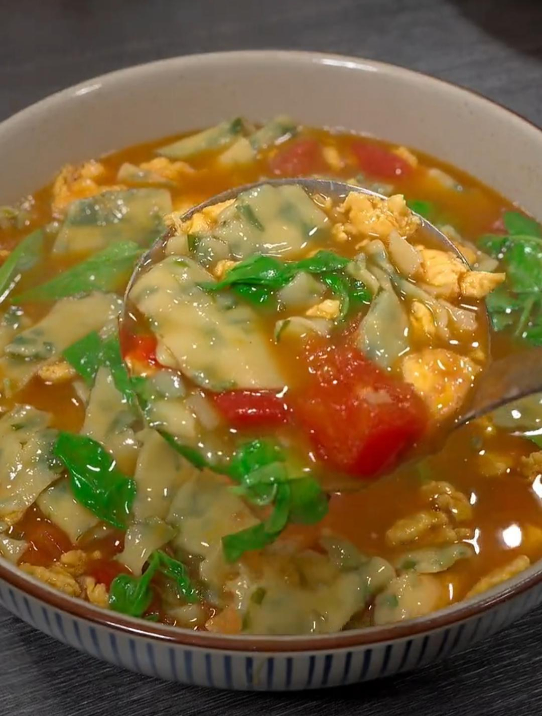 韭菜面片是河南的一道家常美食