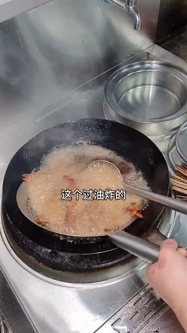 打卡这家水煮鱼辣鸭头,最近他家挺火的,味道也挺正宗