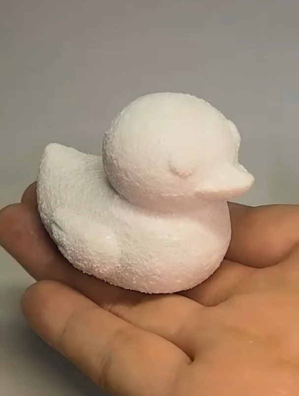 手工DIY:3D打印出一个白色小鸭子