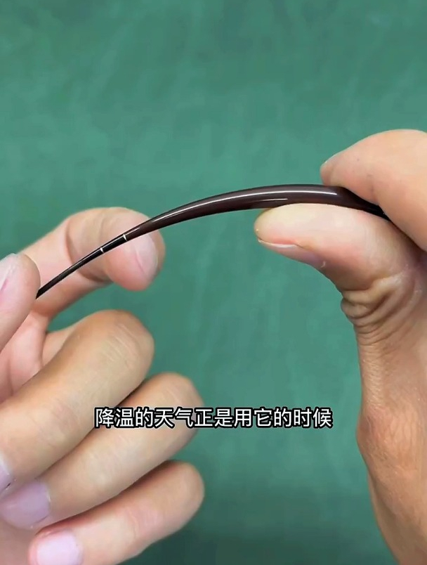冬钓鲫鱼,浮漂满足这3个特点,漂相放大数倍,专钓轻口滑口鱼!