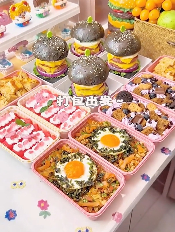 给100多个月的小表妹安排了一顿美味的便当,是谁羡慕了我不说了