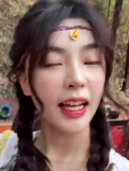 西双版纳真滴很不错,特别大的鱼,美人鱼太漂亮啦