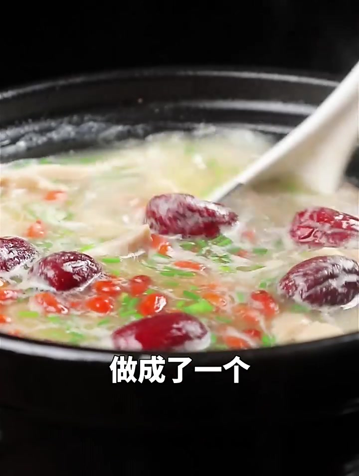 您那一定没吃过我们家的这款猪肚鸡