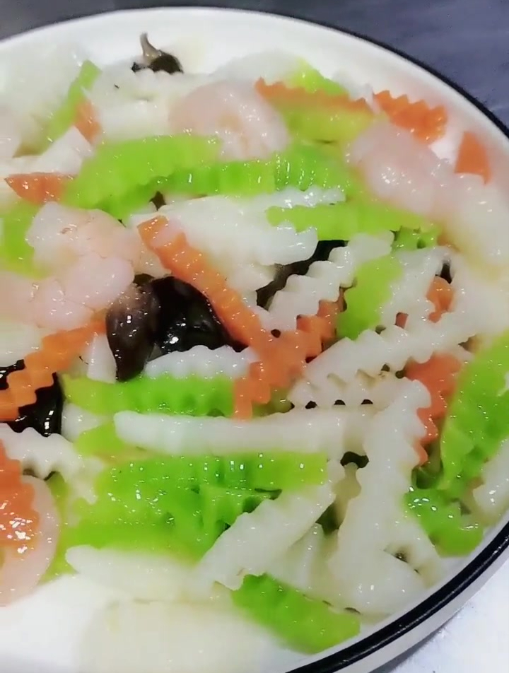 碧绿山药虾仁,清脆爽口小菜,营养美味,家庭美食分享