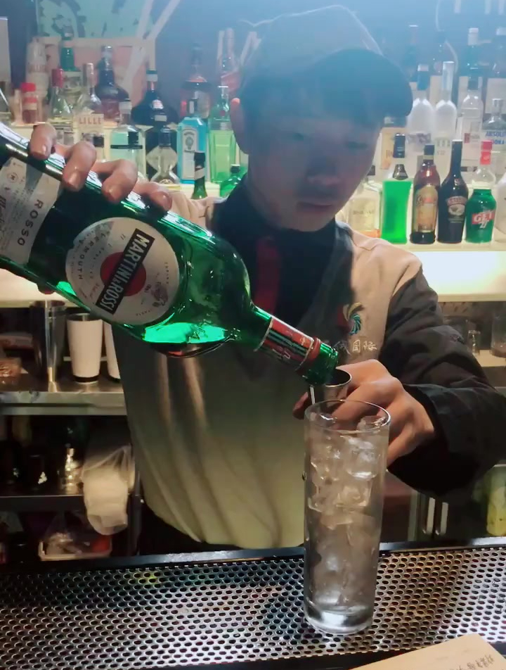 Fly的鸡尾酒处女座:Americano