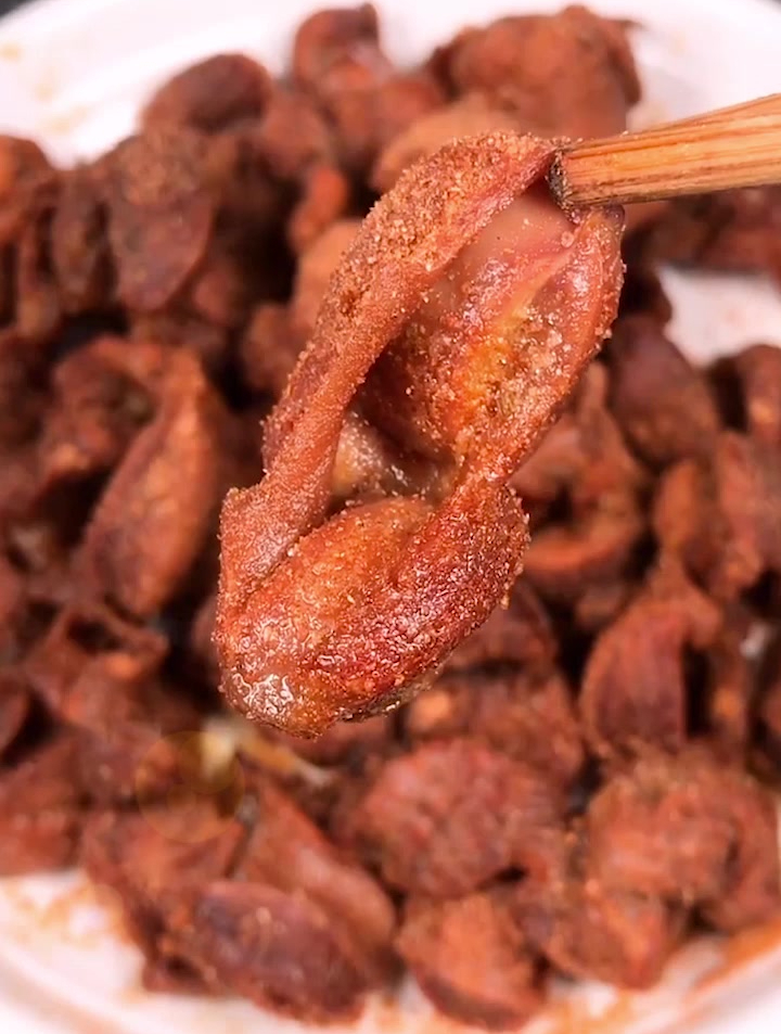 超香的麻辣鸡胗,真的是追剧必备小零食
