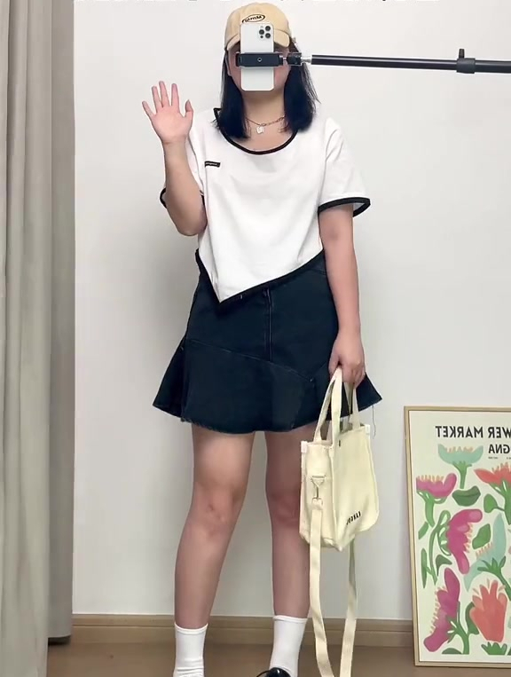 谁说微胖女生不能穿鱼尾裙?