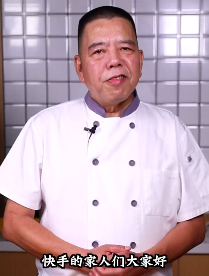 成本不到十块的下饭菜——青椒炒皮蛋!