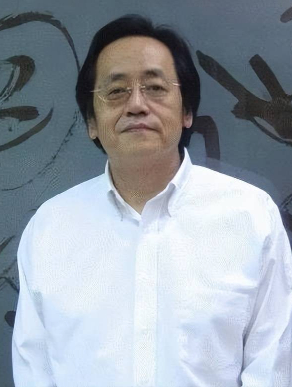 倪海厦:尿频灸这里,让膀胱里的水的气化
