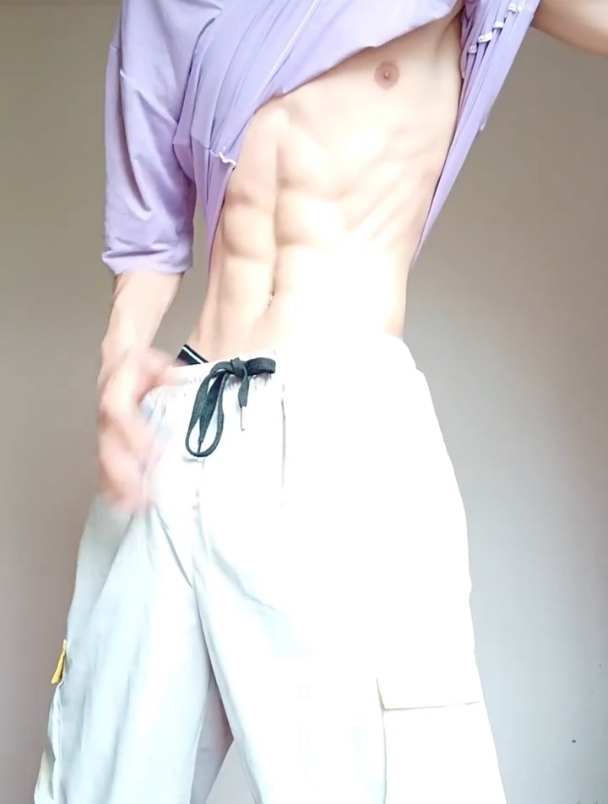 鲨鱼线腹肌,一天一个养眼