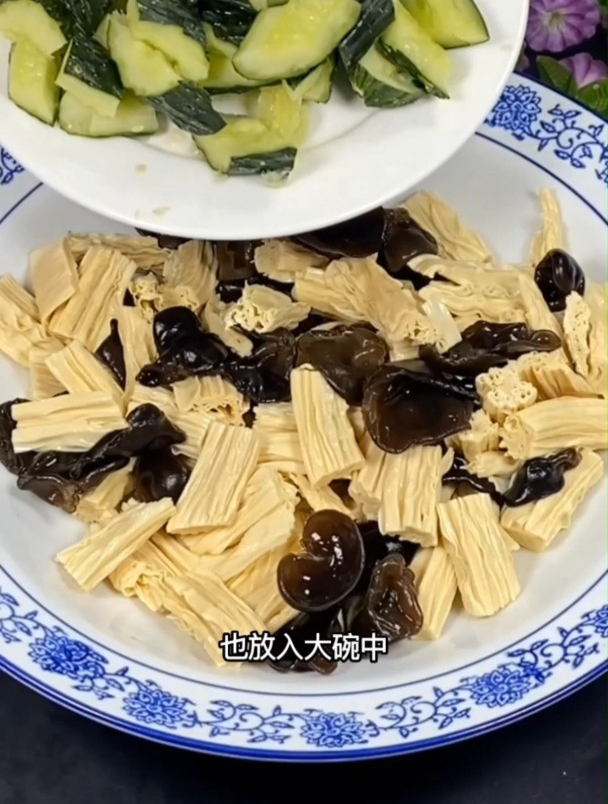 我们酒店热卖的一道凉拌菜2
