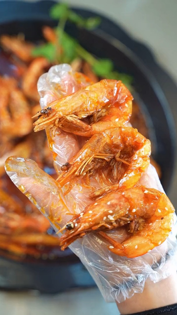 望月路这家巴蜀王婆大虾,现在吃一锅送一锅!姐妹们冲呀!