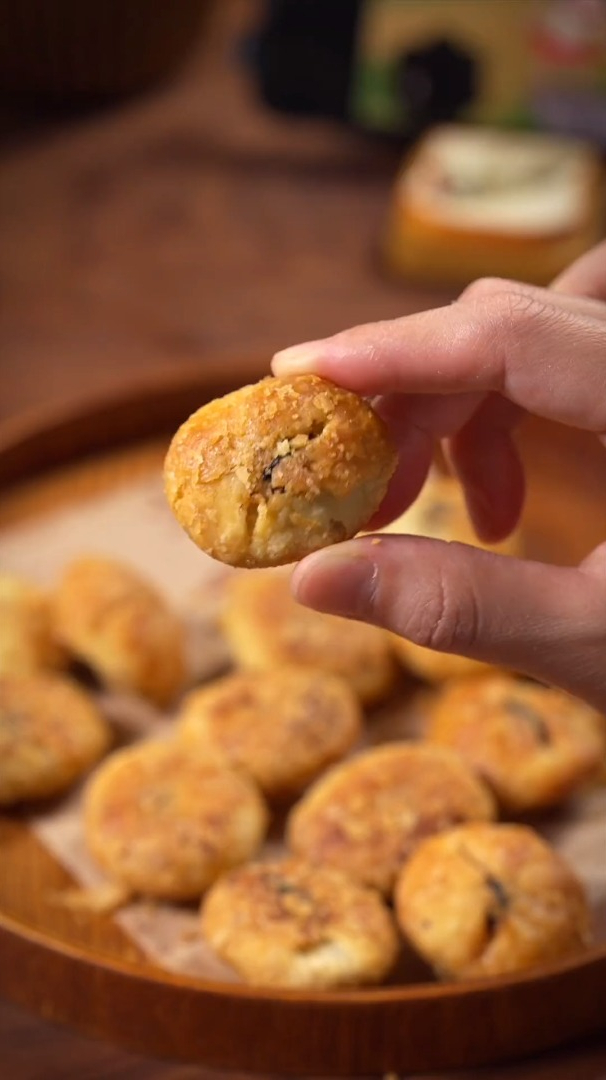 梅干菜小烧饼,我的童年美食记忆,你吃过没
