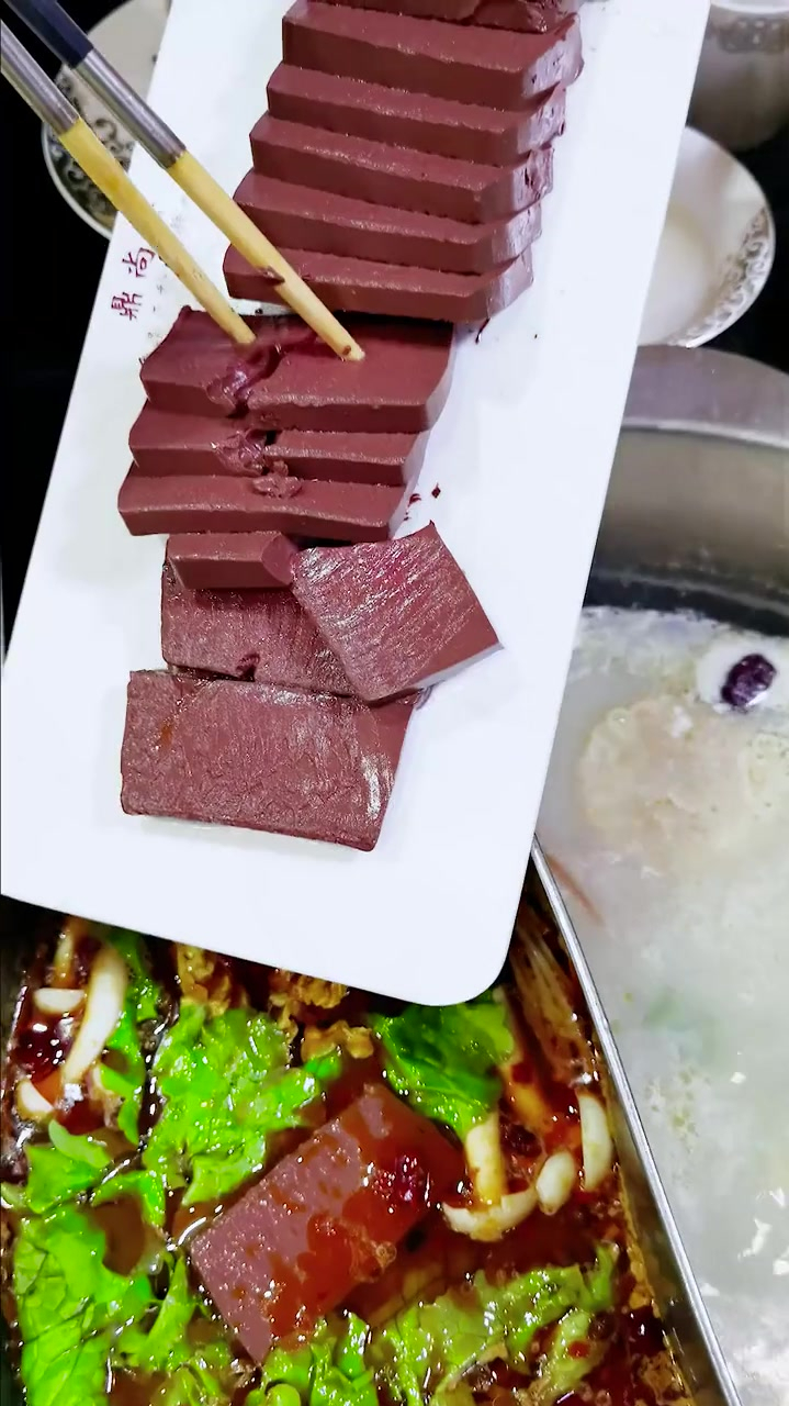 阿克苏这家斑鱼汤火锅你吃过吗?斑鱼汤味道鲜美,口口留香