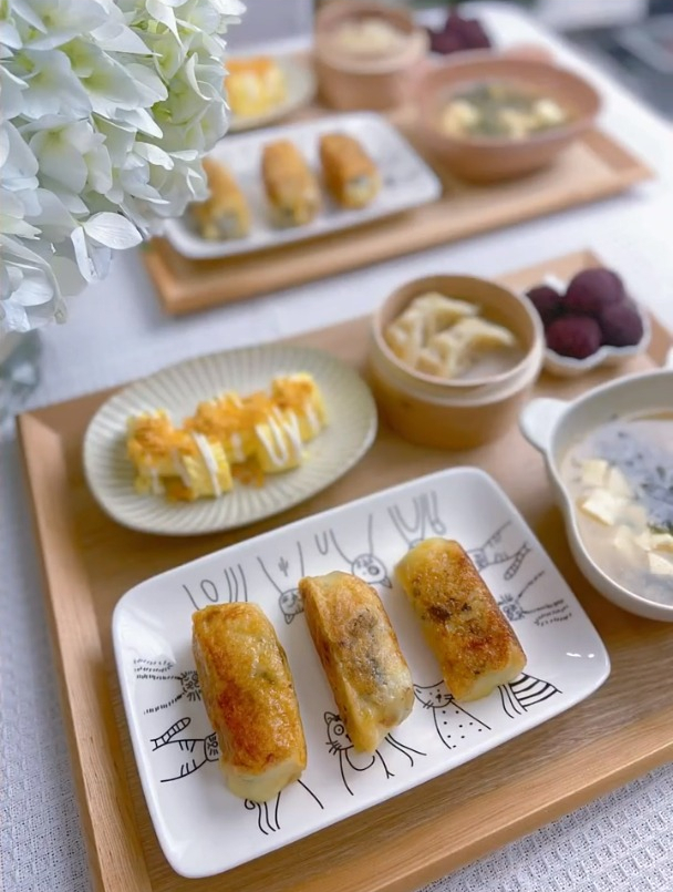 小学生早餐100天不重样/脆皮肉松饭团+厚蛋烧,非常嫩,做法简单