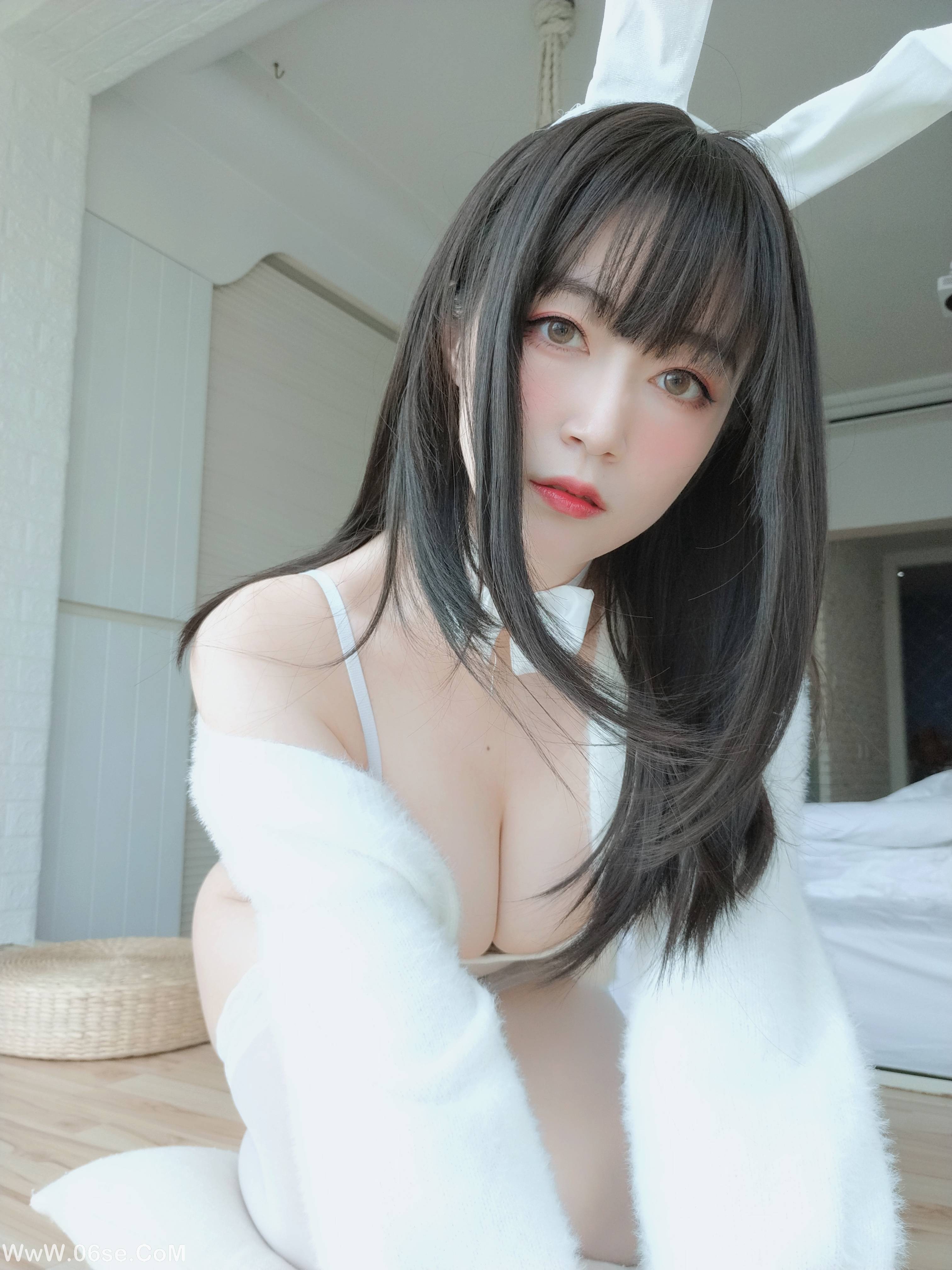 图片[43]-Coser小姐姐白银 NO.013 – 白丝兔子[108P+4V893M]-六色网